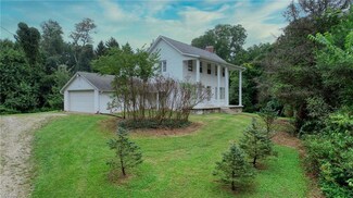 13442 Wardeska Ln, Cambridge, OH 43725