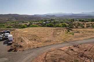1880 Skyline Dr, Moab, UT 84532