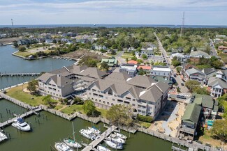 207 Queen Elizabeth Ave Unit 20, Manteo, NC 27954