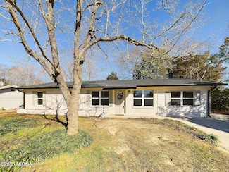 206 Mike St, Warner Robins, GA 31088