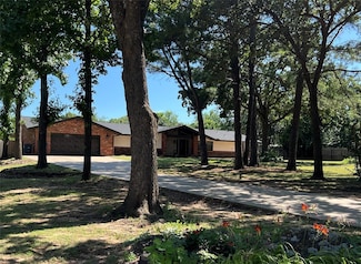 9 Dustin Cir, Shawnee, OK 74804