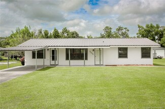 7332 Delcomme St, Lake Charles, LA 70615