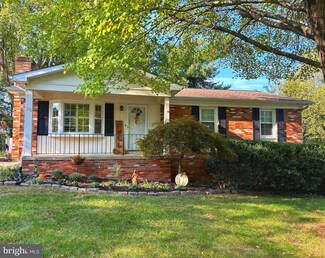 116 Maryanne Ave SW, Leesburg, VA 20175