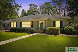 5114 Abercorn St, Savannah, GA 31405