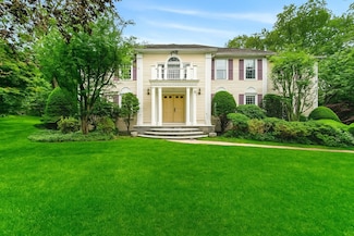 32 Monteiro Way, North Andover, MA 01845