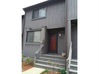 5 Wake Robin Rd Unit 3202, Lincoln, RI 02865