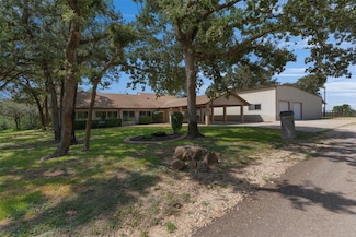 1141 Western Hills Rd, Rockdale, TX 76567
