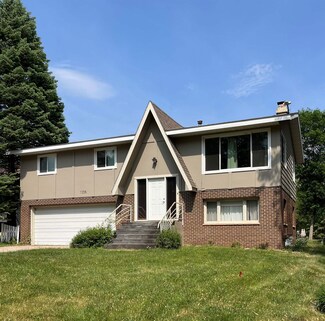 1308 Julia St, Okoboji, IA 51355