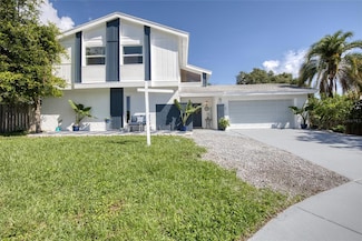 2725 Long Point Ln, Palm Harbor, FL 34684