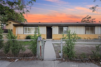 402 S Howard St Unit A & B, Corona, CA 92879