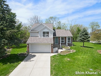 5233 N Elderberry Ct SE, Grand Rapids, MI 49512