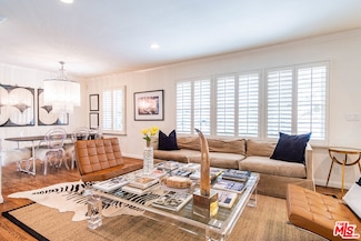 3909 Longview Valley Rd, Sherman Oaks, CA 91423