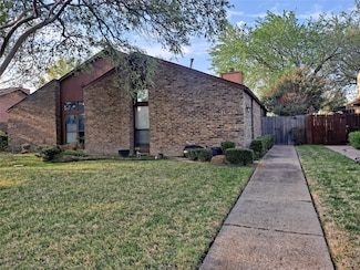 3025 Westforest Dr, Dallas, TX 75229