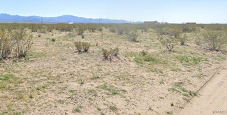 1886 S Mormon Flat Rd, Golden Valley, AZ 86413