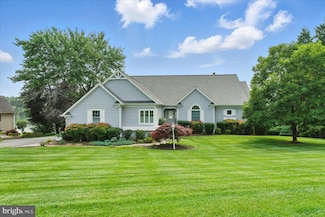 35 Lake Shore Dr, Union Hall, VA 24176