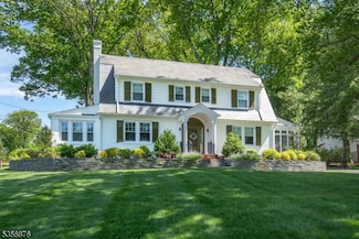 1 Spring Brook Rd, Morristown, NJ 07960