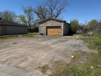 6618 & 6626 Calhoun Rd, Houston, TX 77021
