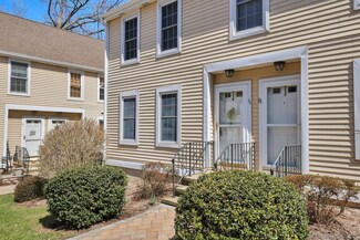 54 Rope Ferry Rd Unit D80, Waterford, CT 06385