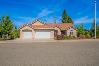 1005 Albion Ave, Redding, CA 96003