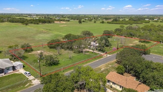 11831 James Ln, Adkins, TX 78101