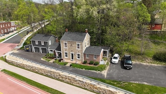 809 Spring (Hwy 20) St, Galena, IL 61036