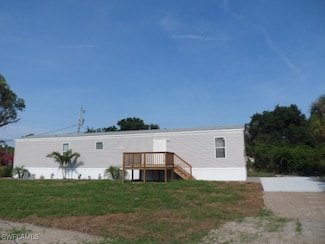 8405 Ebson Dr, North Fort Myers, FL 33917
