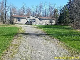 11985 Fletcher Chapel Rd, Medina, NY 14103