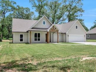 300 Lancewood Cir, Lufkin, TX 75904