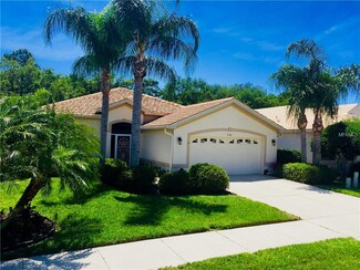 406 Pinewood Lake Dr, Venice, FL 34285