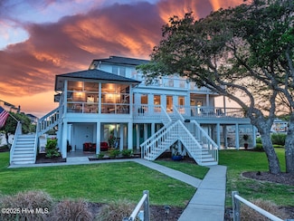 945 Radnor Rd, Wilmington, NC 28409