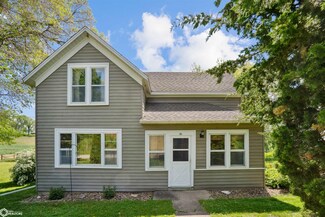 104 Roosevelt St, Marshalltown, IA 50158