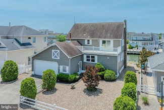 18 W Old Whaling Ln, Long Beach Township, NJ 08008