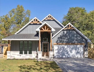 4904 Almena Rd, River Oaks, TX 76114
