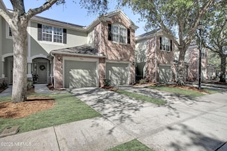 7466 Red Crane Ln, Jacksonville, FL 32256
