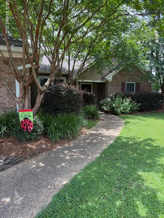 210 Laurel Oak Cove, Brandon, MS 39047