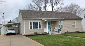 224 N Columbus Ave, Fremont, OH 43420