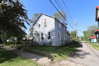 517 S 9th St, Goshen, IN 46526