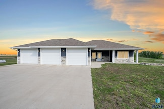 23462 462nd Ave, Wentworth, SD 57075