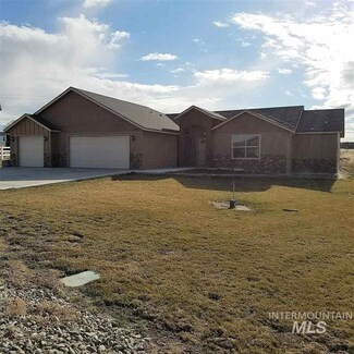 3705 N 2455 E, Twin Falls, ID 83301