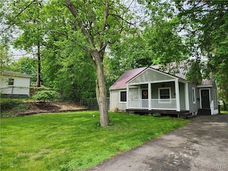 100 Roxann Ave, Syracuse, NY 13212