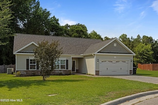 205 Lincolnton Ct, Jacksonville, NC 28540