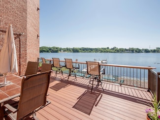 329 Geneva Ave N Unit 403, Saint Paul, MN 55128