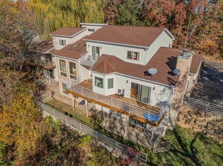 985 S Grouse Ln, Wisconsin Dells, WI 53965