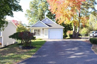 205 N Alandale Ave, Schenectady, NY 12304