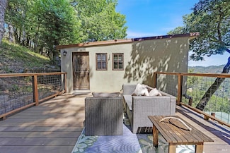 77 Bosque Ave, Fairfax, CA 94930