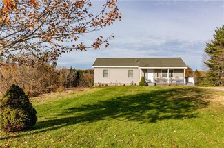 49 Fields Rd, Sabattus, ME 04280