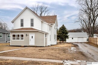 807 2nd St, Yutan, NE 68073