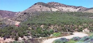 125 Fern Dr, Simi Valley, CA 93063