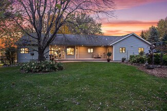 6775 Pagenkopf Rd, Maple Plain, MN 55359