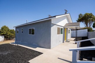 619 S 30th St, San Diego, CA 92113